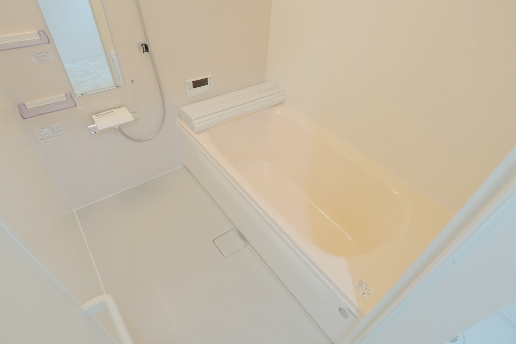 ヴィラージュヤスダの浴室