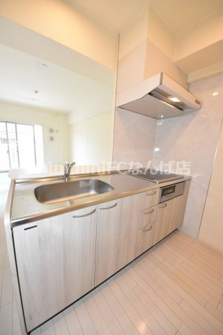 リンデンプラザ心斎橋のキッチン