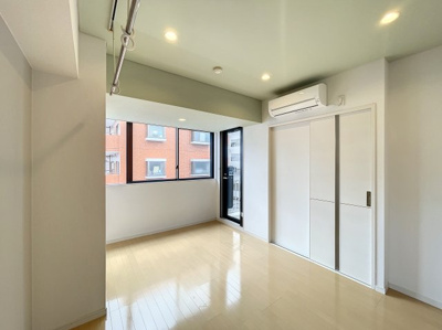 【洋室】 | フローリエ細山F