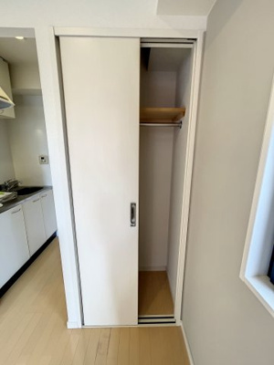【収納】 | フローリエ細山F | ※同建物ほかのお部屋の写真です。