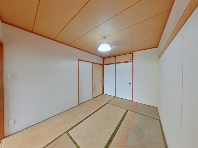 グラン・コート島田本町の和室|・和室
6畳の和室です。