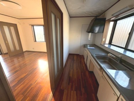 越戸町戸建の内装