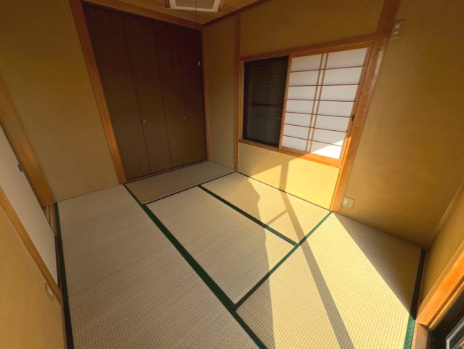 越戸町戸建の和室