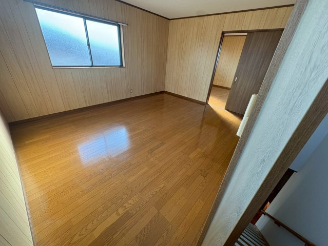 越戸町戸建の内装