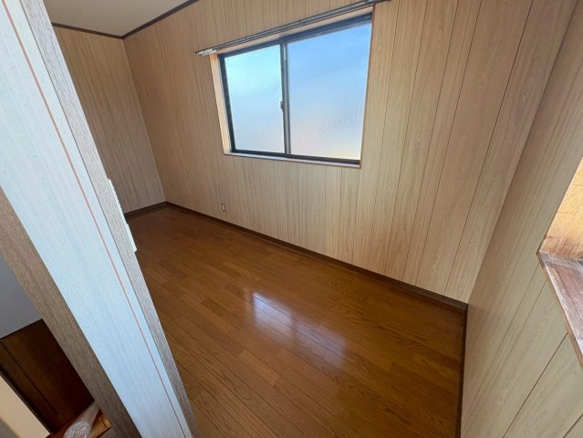 越戸町戸建の内装