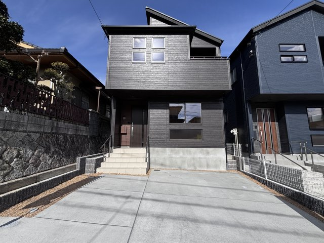 新築戸建　亀崎3丁目(No.１／No.2)の駐車場