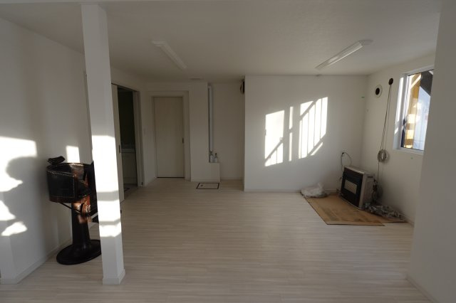 ハイツニュータウンBの居間・リビング