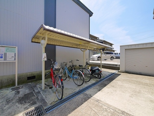 グランソーレのその他共用部分|自転車置き場