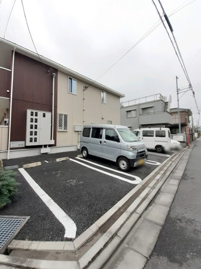 【駐車場】