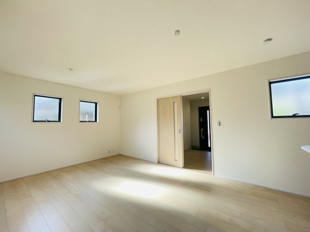 【居間・リビング】 | 深谷市岡里第3　LiveleGarden.s  新築戸建　全1棟　1号棟