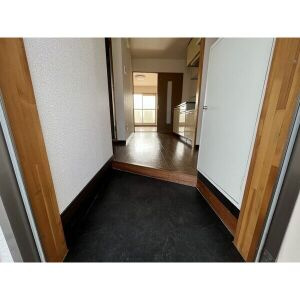 Surplusセブンの玄関