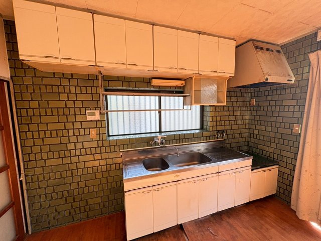 福岡市早良区原七丁目中古一戸建てのキッチン