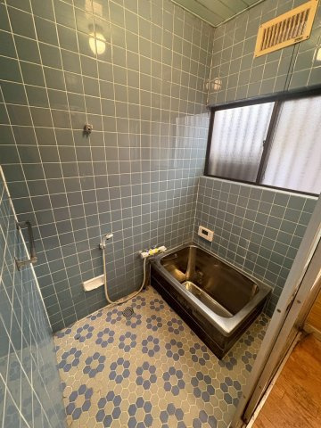 福岡市早良区原七丁目中古一戸建ての浴室