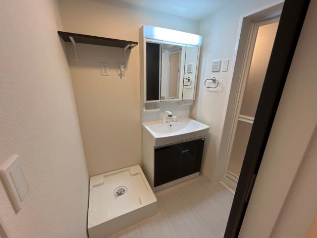 スレッドの洗面所|洗髪洗面化粧台