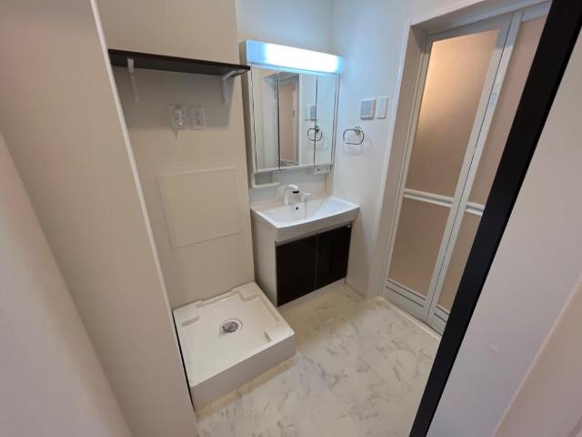 日高市四本木１丁目アパート新築工事の洗面所|洗髪洗面化粧台（イメージ）