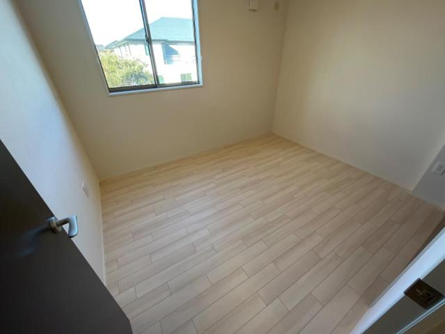 日高市四本木１丁目アパート新築工事の内装|洋室（イメージ）