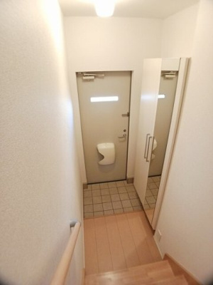 【玄関】 | マルベリーＡ