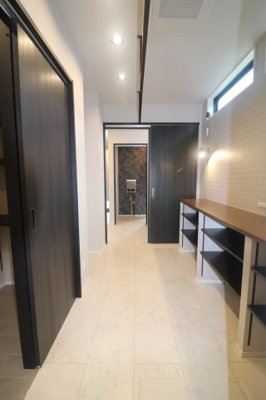 【洗面所】 | 前橋市江木町モデルハウス物件　＃11 | 独立したランドリースペース