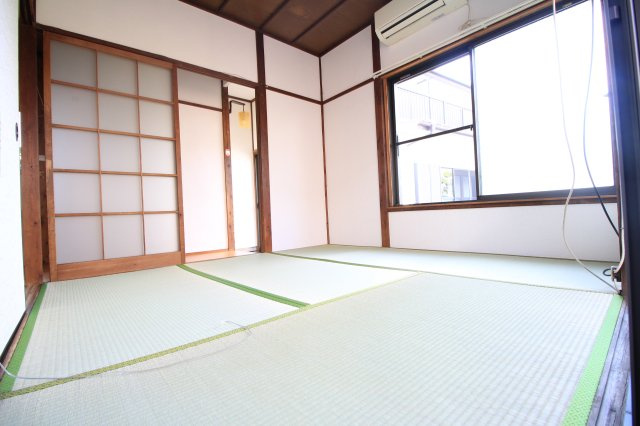 パレＮＴ高倉（北側）の和室|和室です