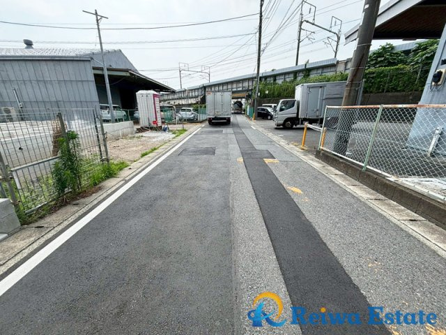 新築戸建　高座郡寒川町倉見の前面道路含む現地写真