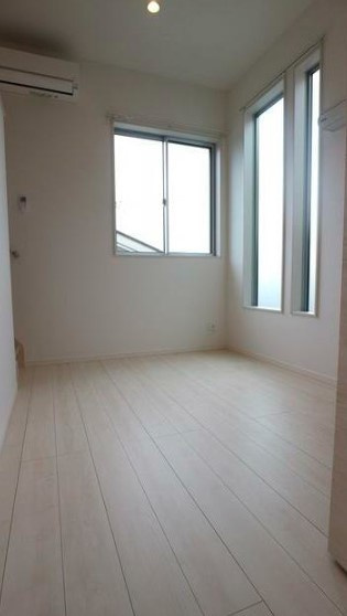 RIZEST Bonheur大宮の居間・リビング|別部屋参考写真となります