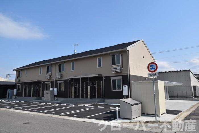 Ｐｏｒｔ Ｃａｓａ Ｅｂｉｓｕ