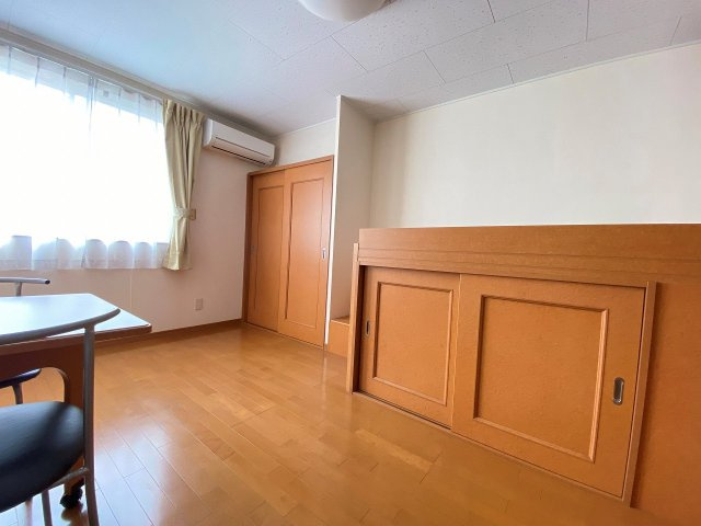 レオパレスＶＩＣＴＯＲＹＯＮＥの居間・リビング|おしゃれなリビングです