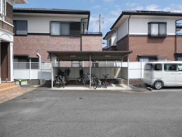 アンソレイユ西山Ⅰのその他共用部分|自転車置き場