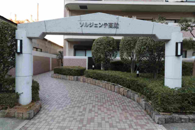 【エントランス】 | ソルジェンテ高殿