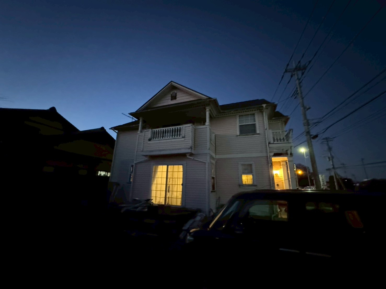 -三丁目不動産-　本庄市上真下　平成14年築の前面道路含む現地写真|前面道路含む現地写真です