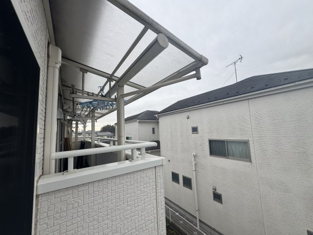 -三丁目不動産-　東松山市美原町のバルコニー|暖かな日差しのふりそそぐバルコニー