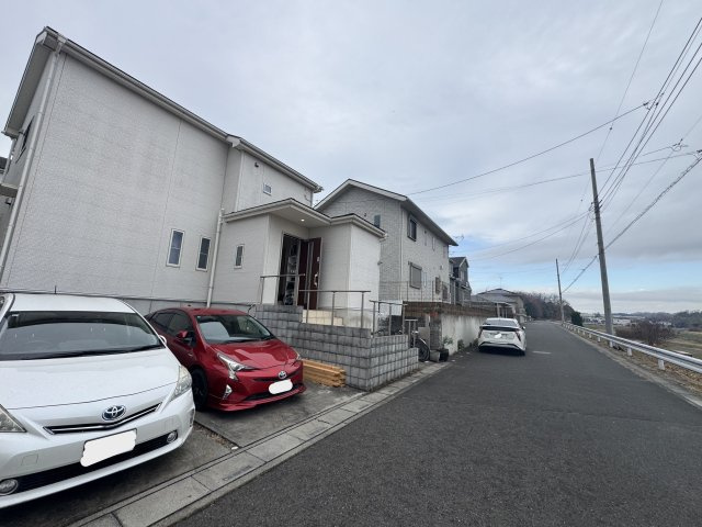 -三丁目不動産-　東松山市美原町の前面道路含む現地写真|前面道路含む現地写真です