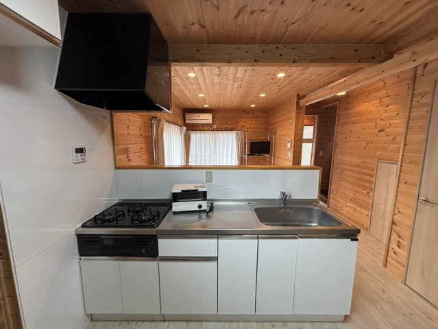 埼玉県鶴ヶ島市下新田 OC物件のキッチン|コンパクトなキッチンで掃除もラクラク