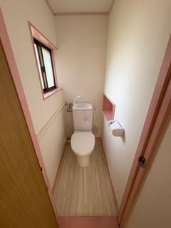埼玉県大里郡寄居町大字富田　中古戸建のトイレ|コンパクトで使いやすいトイレです
