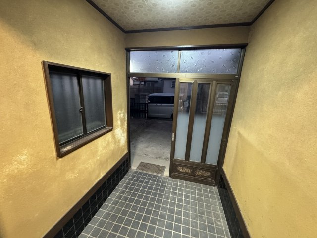 -三丁目不動産-　寄居町富田の玄関|シンプルで使いやすい玄関です