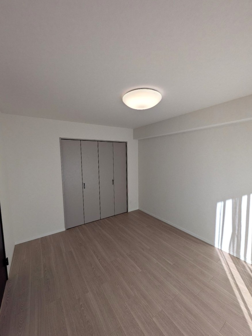 コート浦和常盤の洋室|明るい洋室です