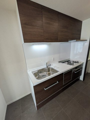 コート浦和常盤のキッチン|コンパクトなキッチンで掃除もラクラク