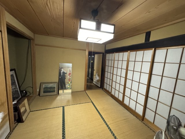 -三丁目不動産-秩父郡長瀞町野上下郷の和室|和室ならではの温かな和の空間で寛ぎの時間を過ごせます