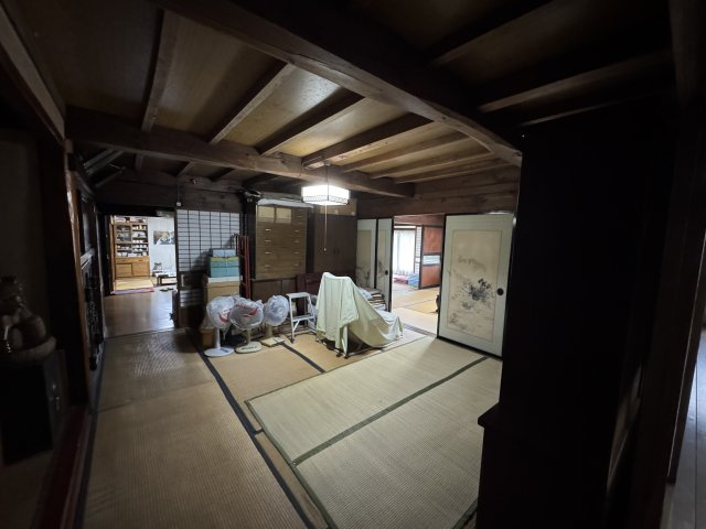 -三丁目不動産-秩父郡長瀞町野上下郷の和室|柔らかい畳が心地よい和室