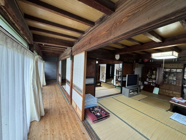 -三丁目不動産-秩父郡長瀞町野上下郷の和室|和室ならではの温かな和の空間で寛ぎの時間を過ごせます