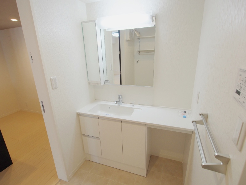 ヴァンルースの洗面所