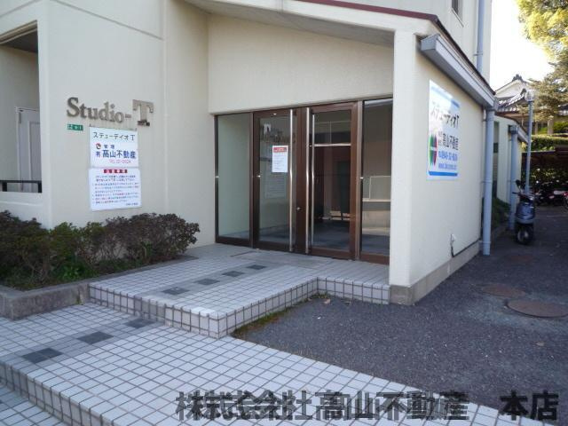 ステューディオTのエントランス