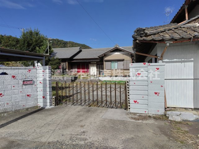 ６６１５２　揖斐郡大野町稲富中古戸建ての外観