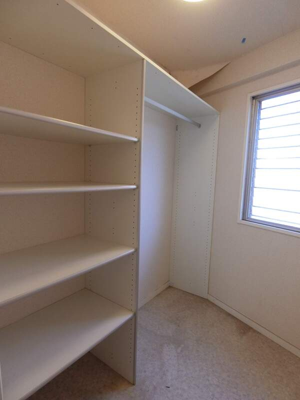 アパートメントライブライフの収納