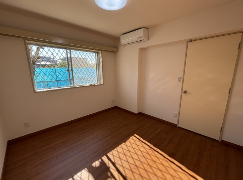 アパートメントライブライフの寝室