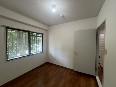 【寝室】 | サンハイム杉林