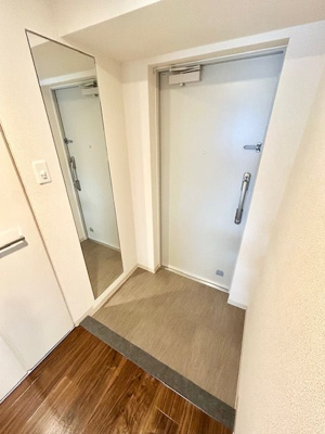 【玄関】 | パグーロ東三国