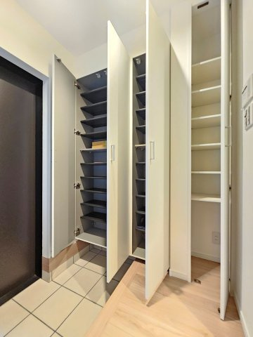 【玄関】の画像