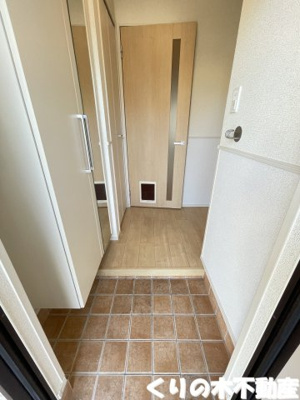 【玄関】 | ガーベランスＡ | きれいな玄関です