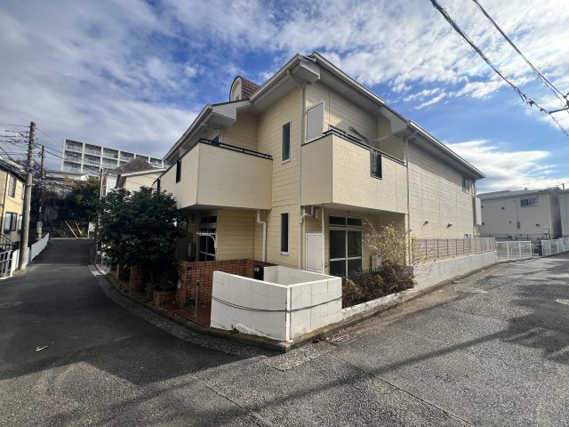 3路線徒歩圏内◆買物・学校や役所も近隣で便利な立地～西戸部　新築戸建～